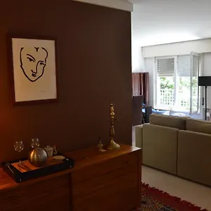 https://loft-lambert.hotels-lisbon-portugal.com